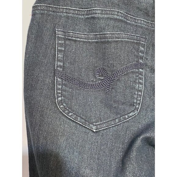 Chico's Pull On Elastic Waist Demin Jeans with Faux Front Pockets Size 1 - Picture 4 of 12